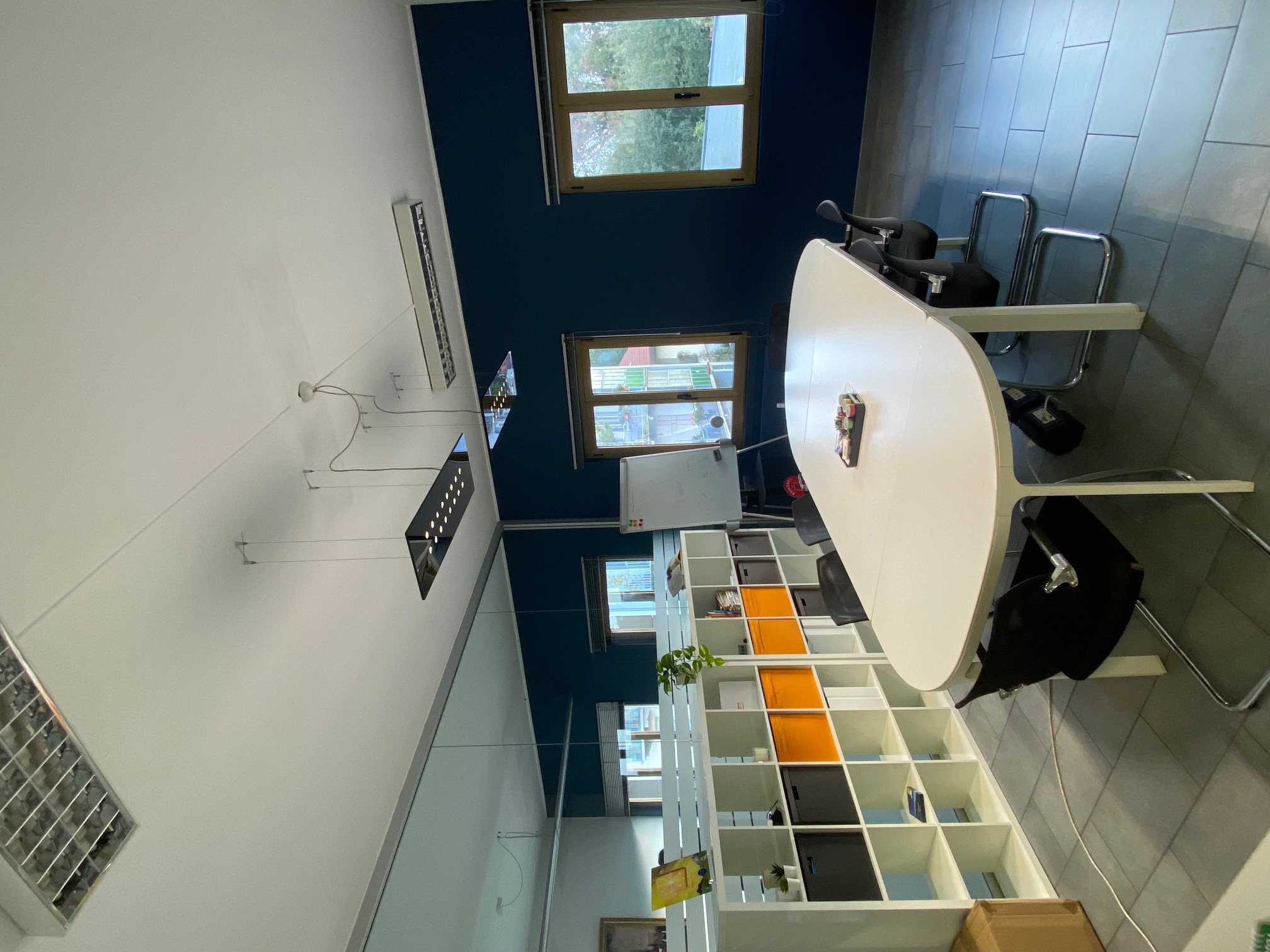 bg image space